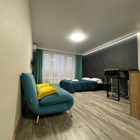 קייב Solo Apartment Kamenskaya מראה חיצוני תמונה