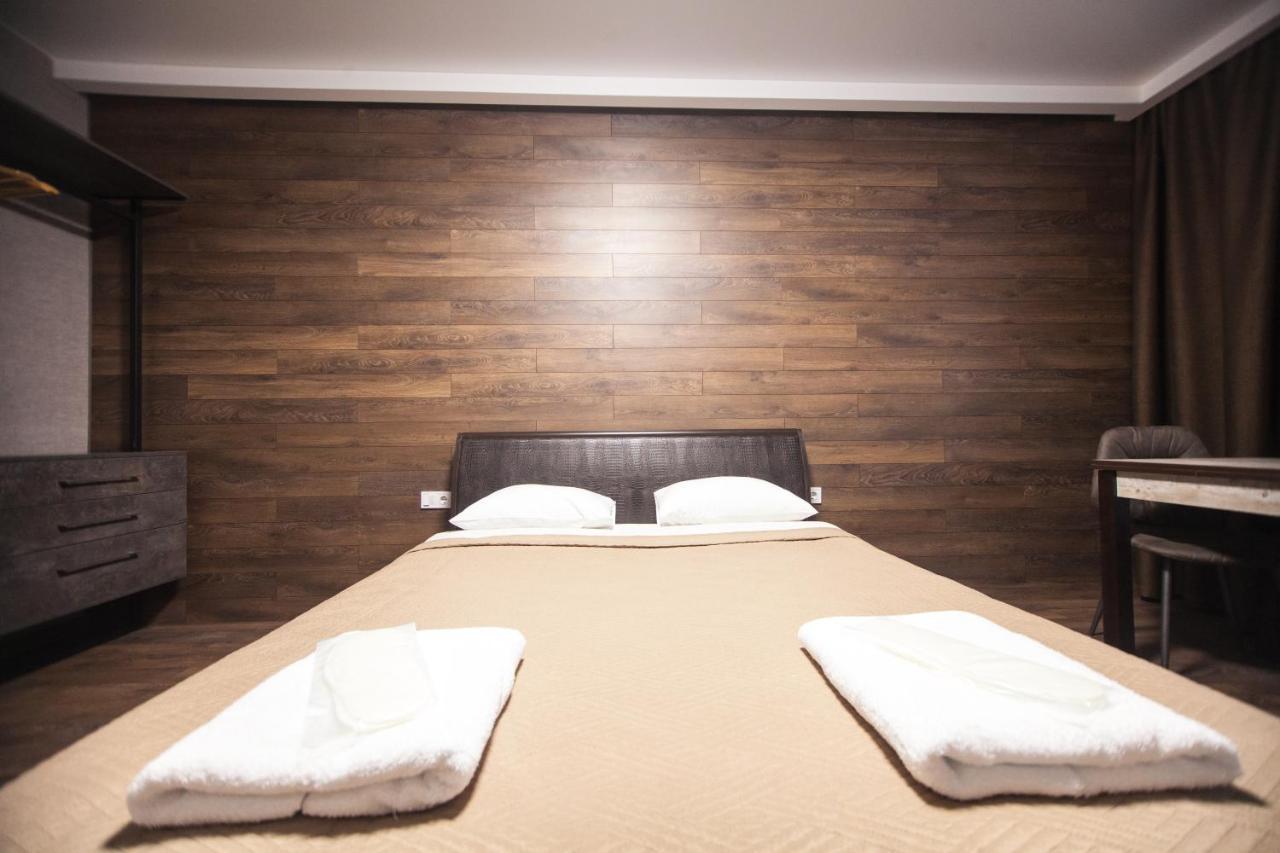 קייב Solo Apartment Kamenskaya מראה חיצוני תמונה