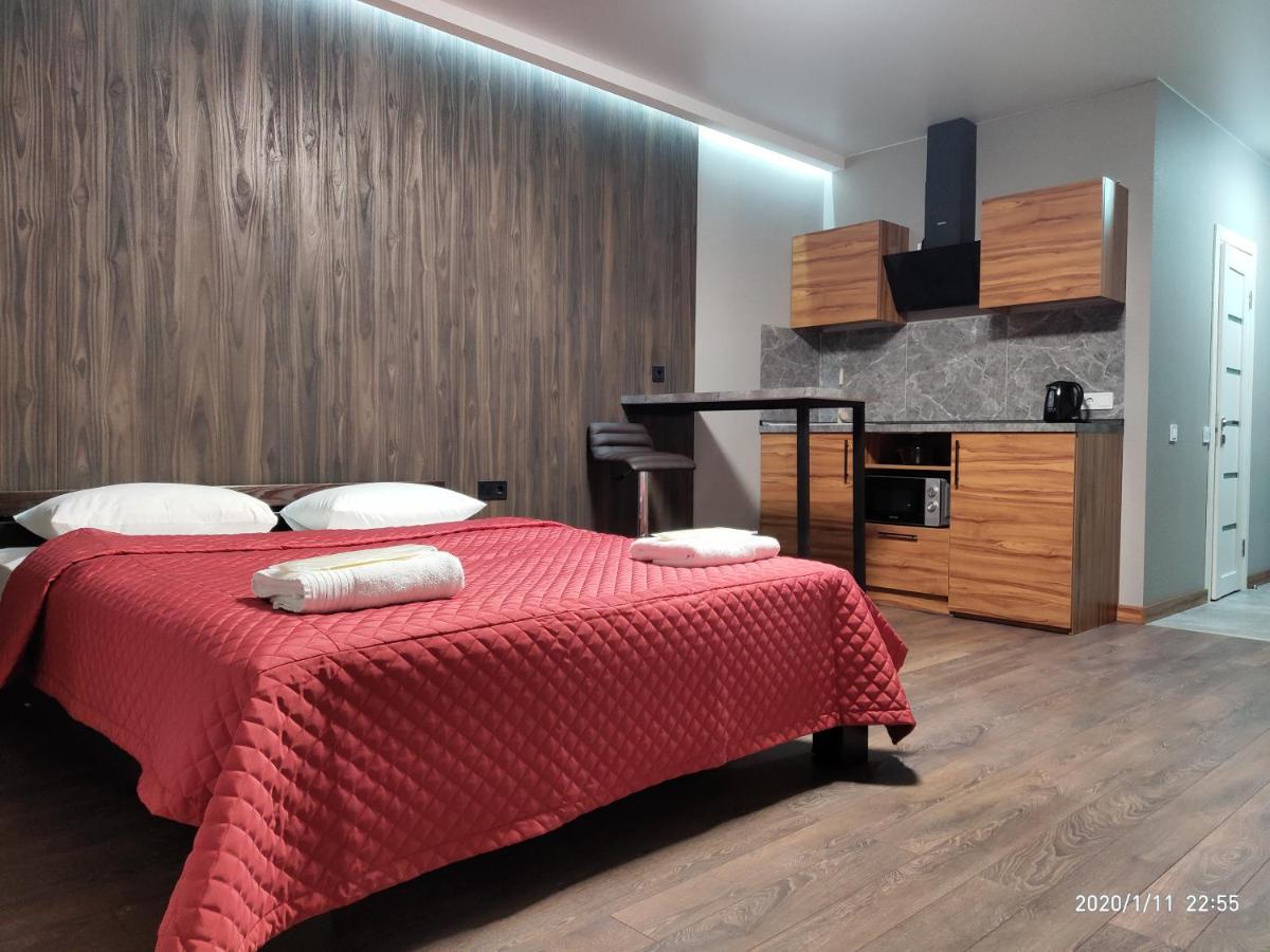 קייב Solo Apartment Kamenskaya מראה חיצוני תמונה