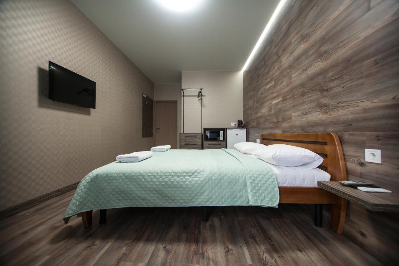 קייב Solo Apartment Kamenskaya מראה חיצוני תמונה